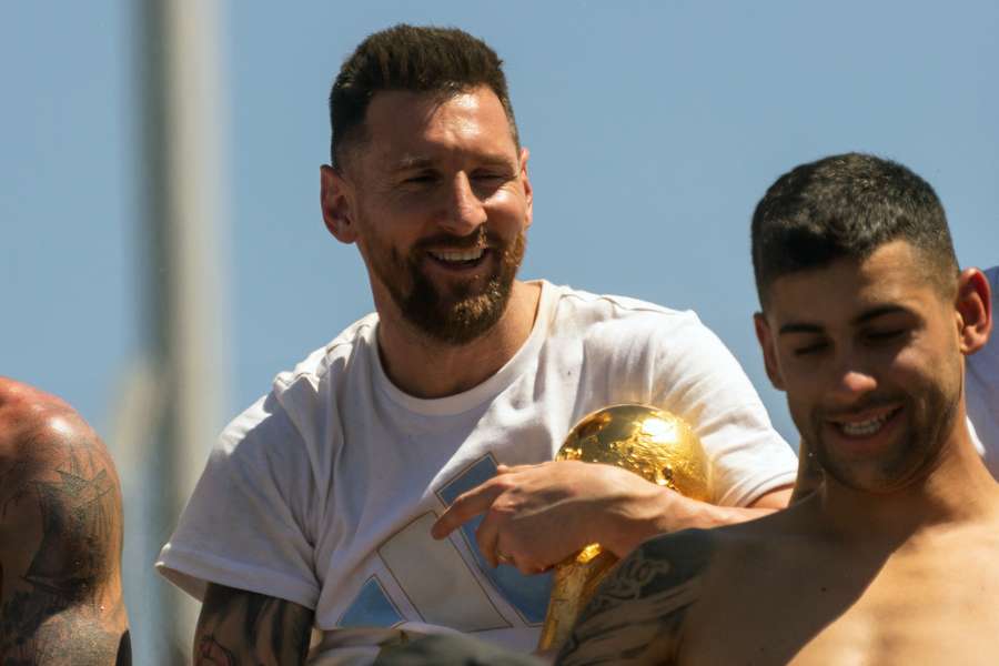 O campeão do mundo só quer saber da taça