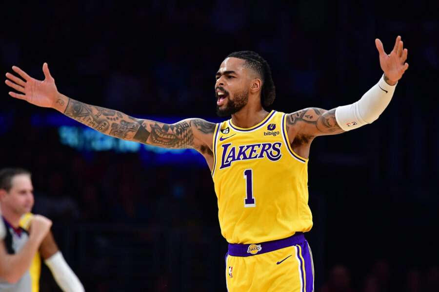 Russell vai seguir no Lakers na próxima temporada