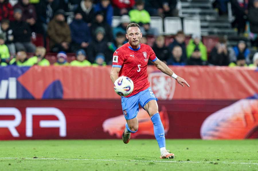 Vladimír Coufal se proti Gibraltaru blýskl gólem a asistencí. Vladimír Coufal se proti Gibraltaru blýskl gólem a asistencí.