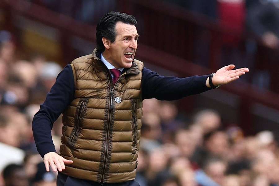 Unai Emery was not impressed with how his team performed in the closing stages