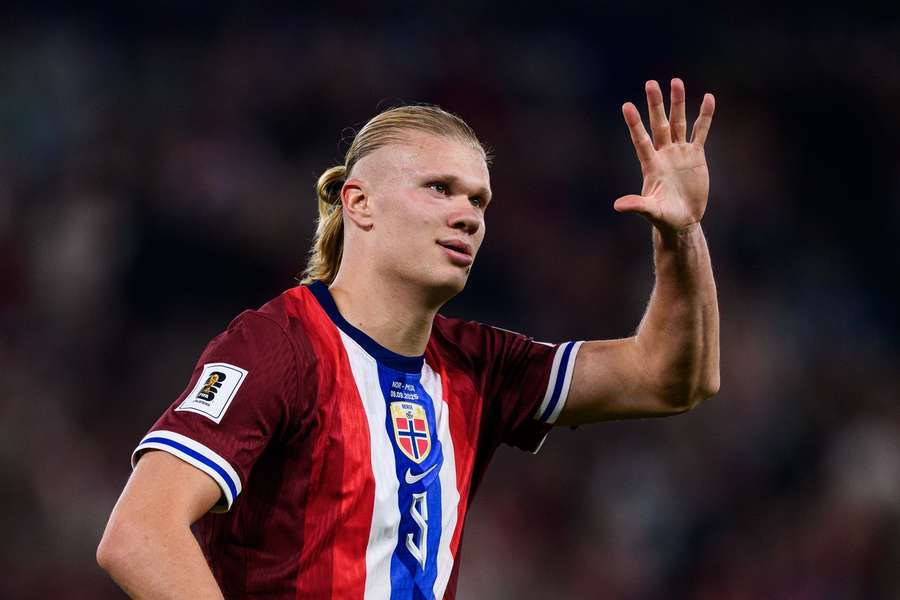 Haaland fez cinco gols em Noruega 11x1 Moldávia