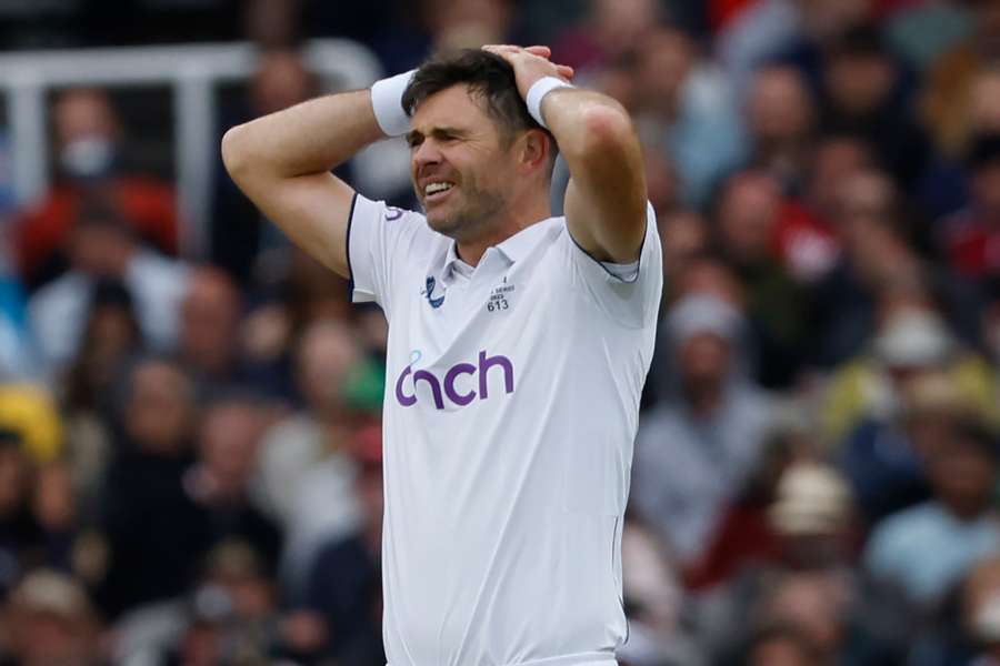 England great James Anderson has been left out of the side for the third Ashes Test against Australia at Headingley