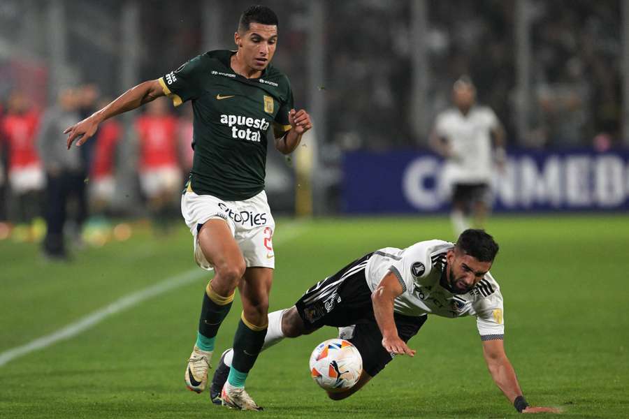 Serna enfrentou o Fluminense na atual edição da Libertadores