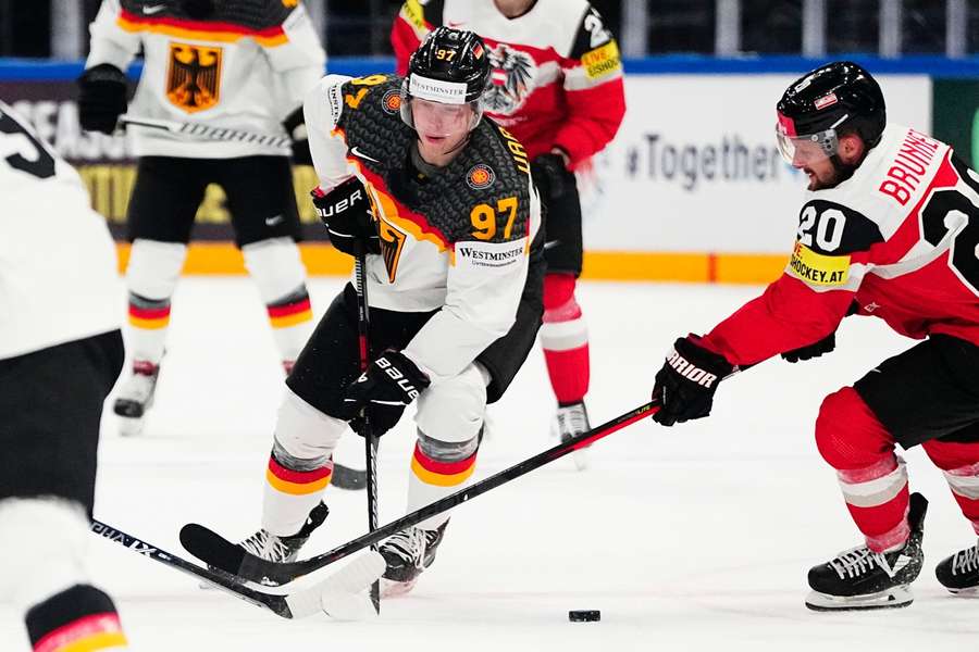 Tyskland lever op til favoritværdighed og forværrer Danmarks chancer ved ishockey-VM