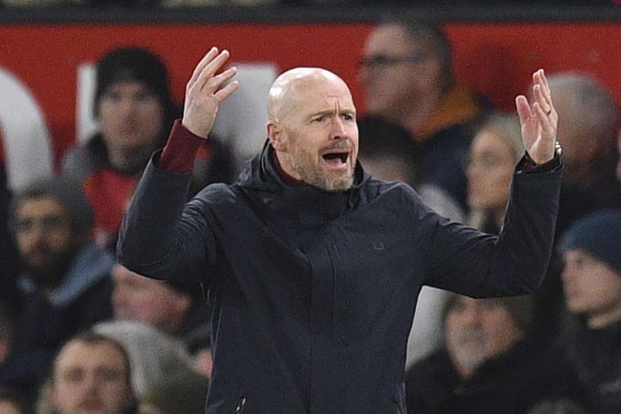 Man Utd's slow start angers Ten Hag in draw with Leeds