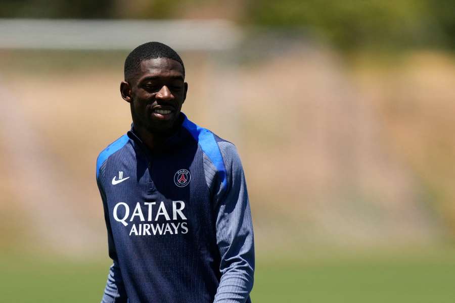 Dembélé, de vuelta en el PSG con la mira en Messi y el Balón de Oro