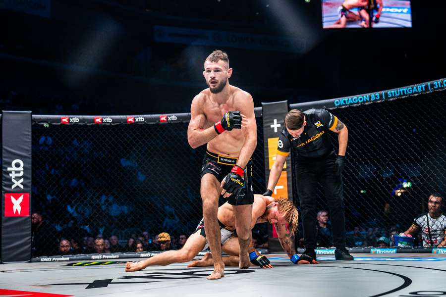 Cigánik hladko triumfoval.