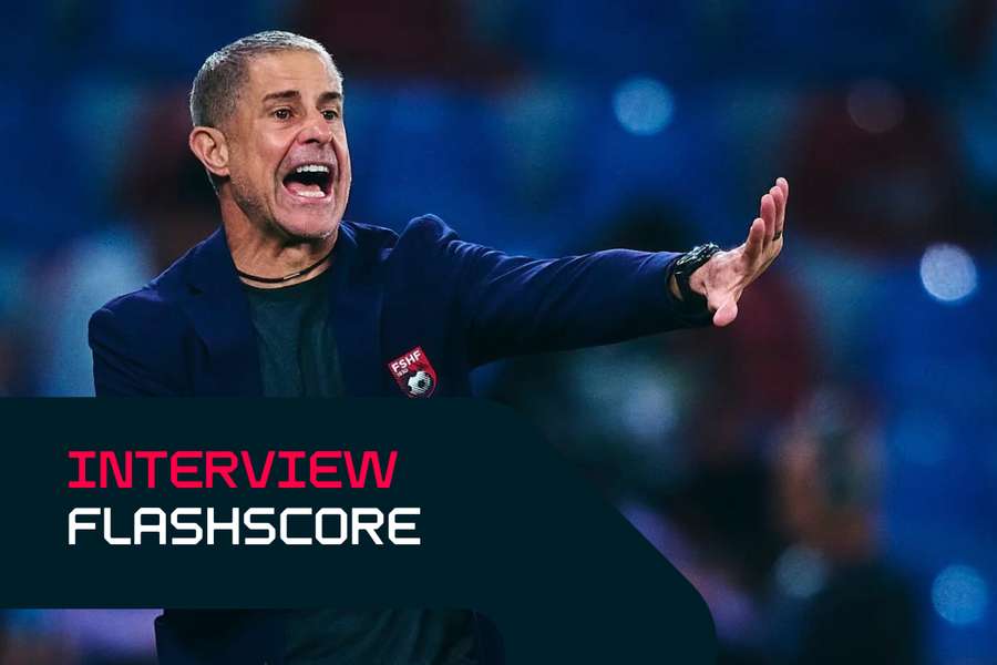 Sylvinho sur le banc de l'Albanie.