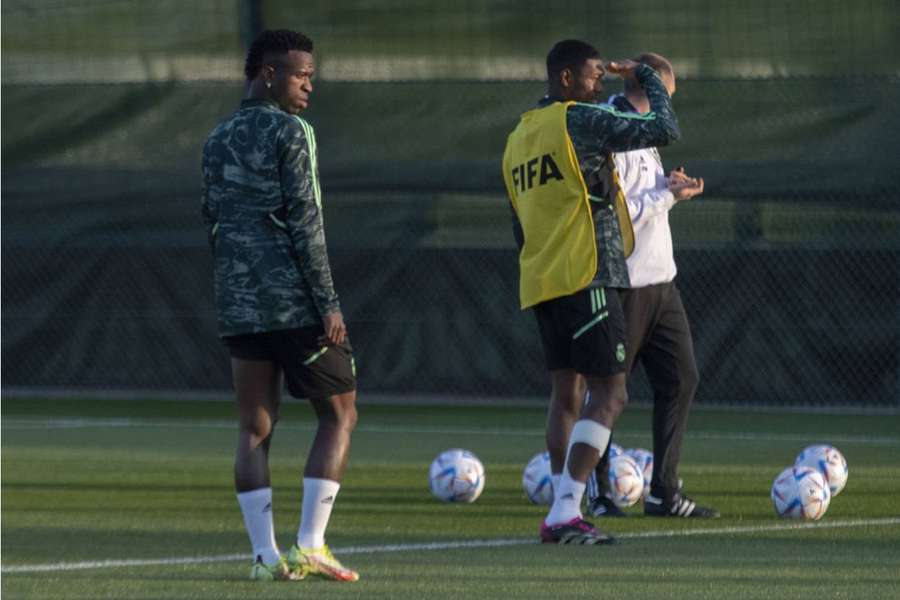 Vini Jr. é uma das principais estrelas do Real Madrid no jogo desta quarta-feira (8)