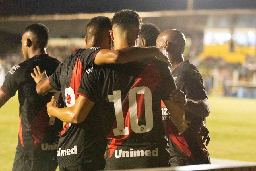 Atlético-GO espantou a zebra na Copa do Brasil