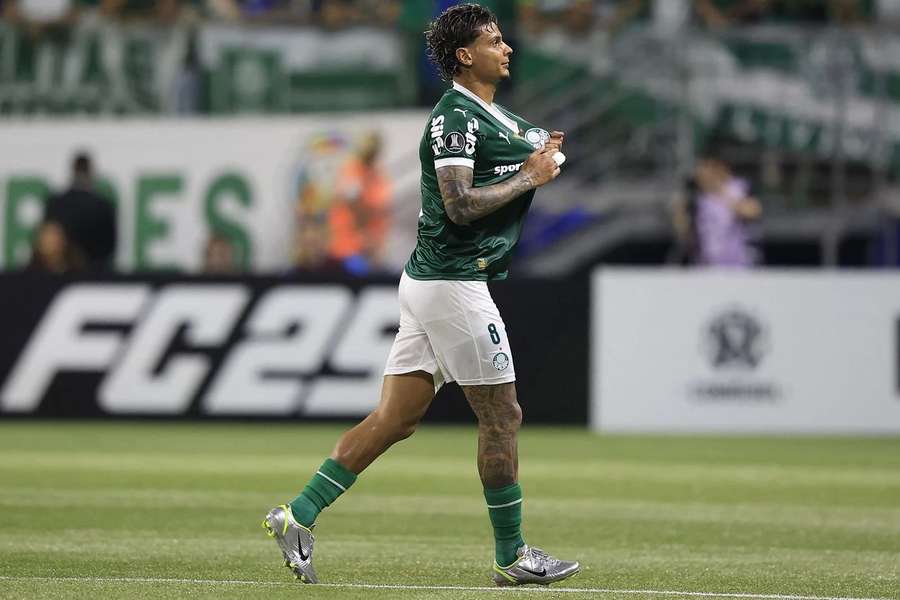 Richard Ríos firmerà per il Benfica fino al 2030
