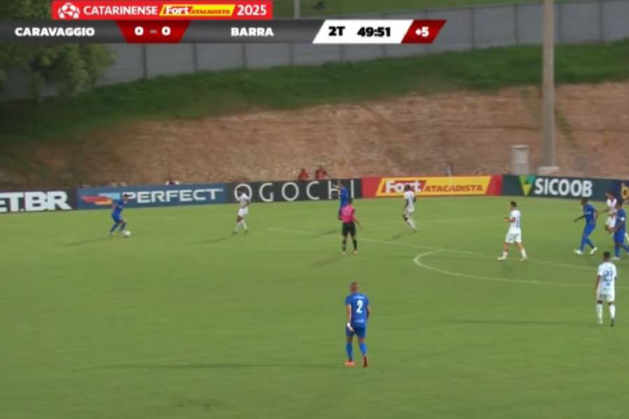 Caravaggio e Barra terminou empatado em 0 a 0