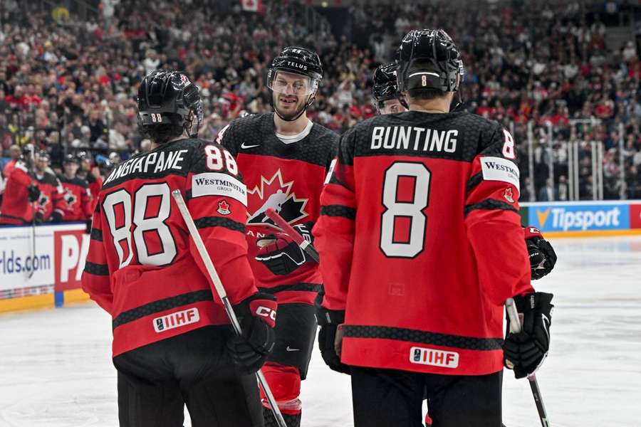 Kanadskí hokejisti získali plný počet bodov proti Nórom.