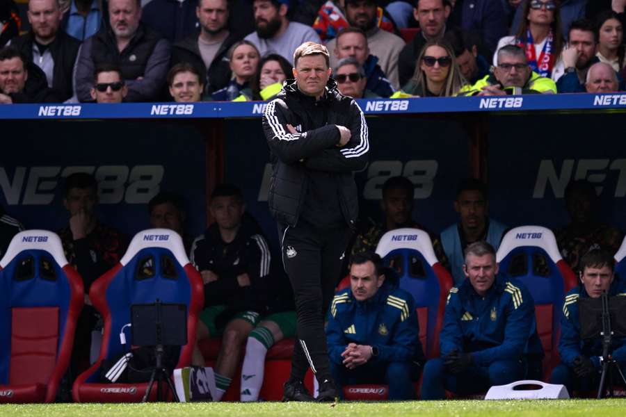 Howe dismisses Newcastle job doubts; talks Gordon rumours ahead of Bournemouth test