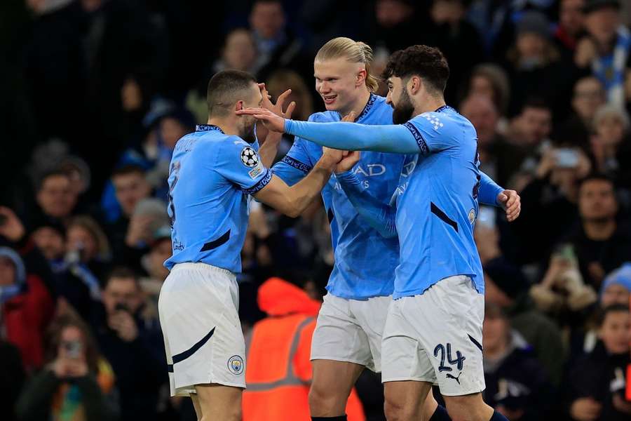 Manchester City zvládol posledný zápas ligovej fázy a postupuje ďalej.