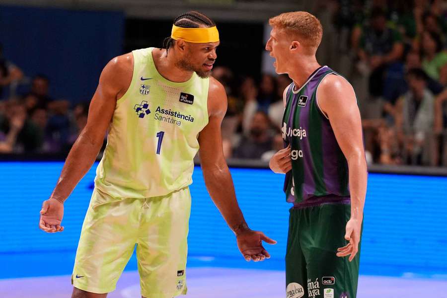 Alberto Díaz discute en el primer partido con Justin Anderson