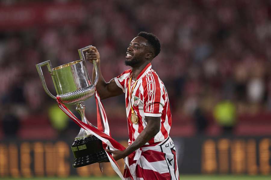 Inaki Williams of Athletic Club celebrates victory after the Copa del Rey final