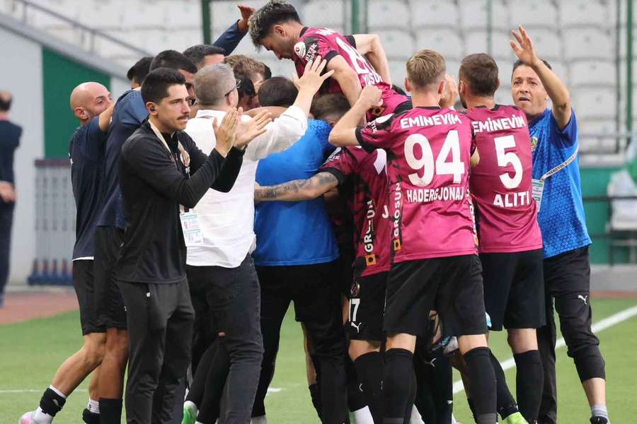 A festa do Alanyaspor A festa do Alanyaspor