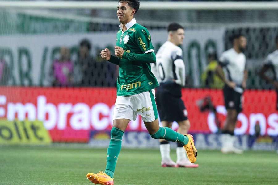 Brighton składa ofertę w wysokości 25 milionów euro za Vítora Reisa z Palmeiras