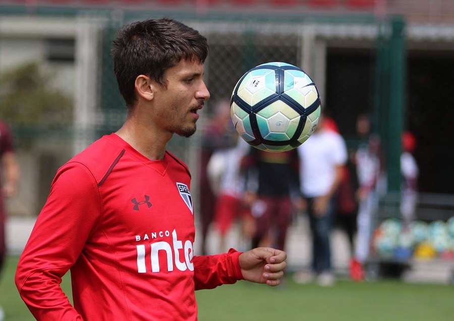 Pedro Augusto teve poucas oportunidades na equipa principal do São Paulo