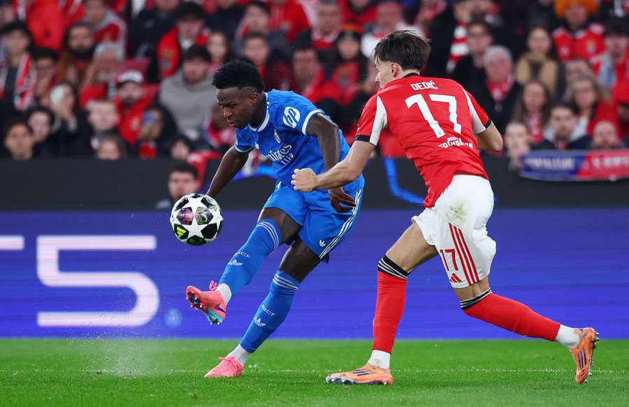 Vinicius Junior taking aim before finding the top corner