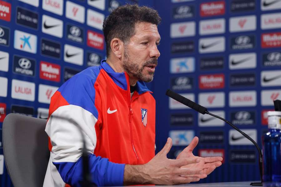 Simeone speaks during his press conference