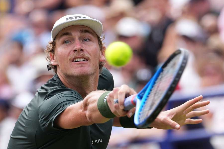 Max Purcell suspenso por 18 meses devido a doping