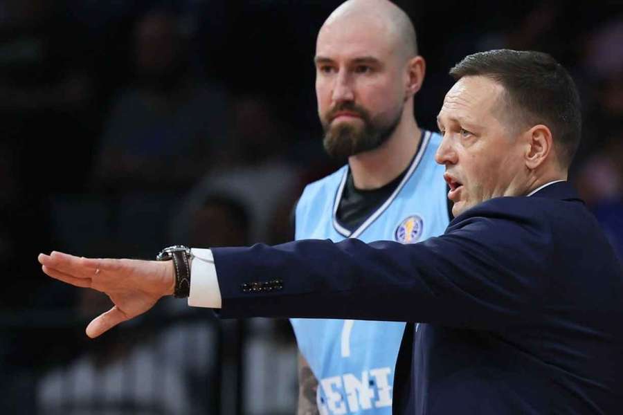 Aleksandar Sekulic, avec Sergey Karasev lors de son passage au Zenit Aleksandar Sekulic, avec Sergey Karasev lors de son passage au Zenit