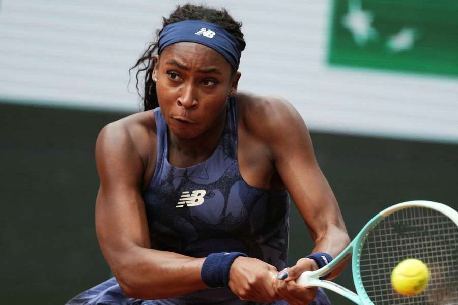 Coco Gauff plays a backhand return to Tereza Valentova