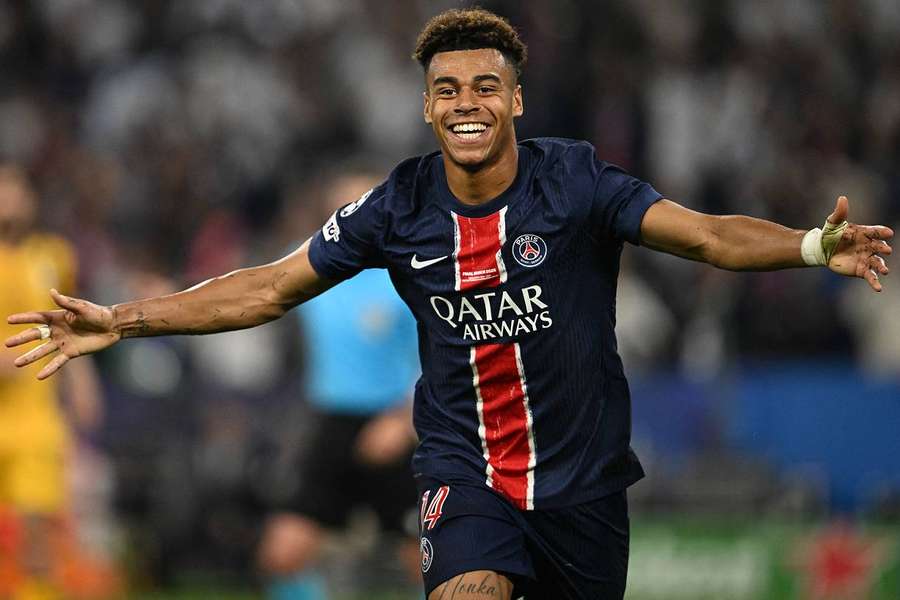 Desire Doue dopo il suo secondo gol contro l'Inter nella finale di Champions League. 