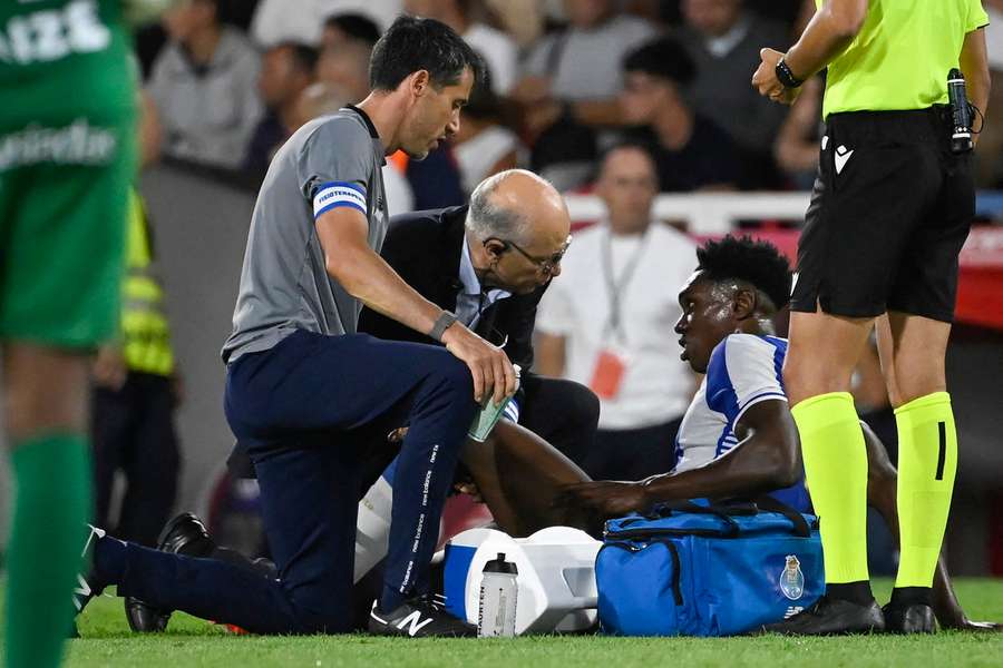 Samu lesionou-se frente ao Gil Vicente