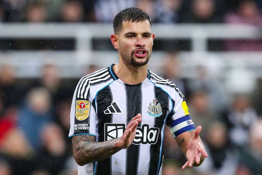 Newcastle de Bruno Guimarães encara o Chelsea neste sábado (20)