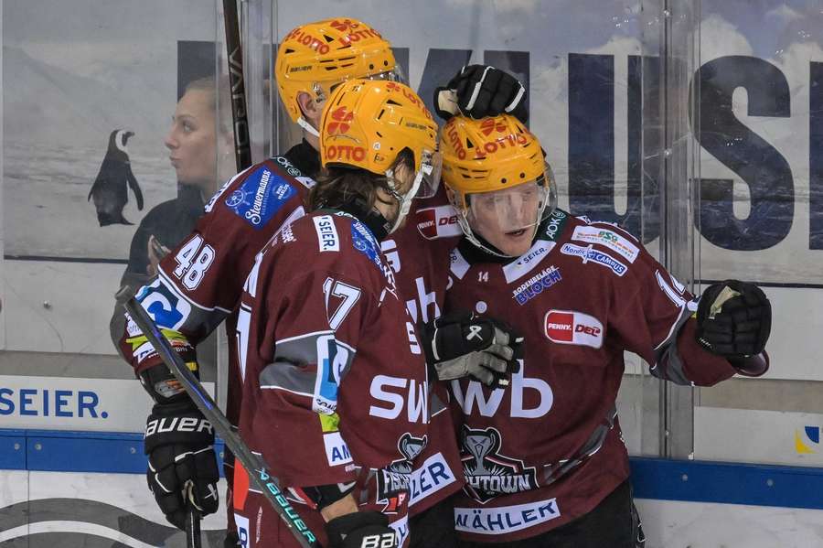 Bremerhaven holt einen klaren Sieg gegen ungefährliche Nürnberger.