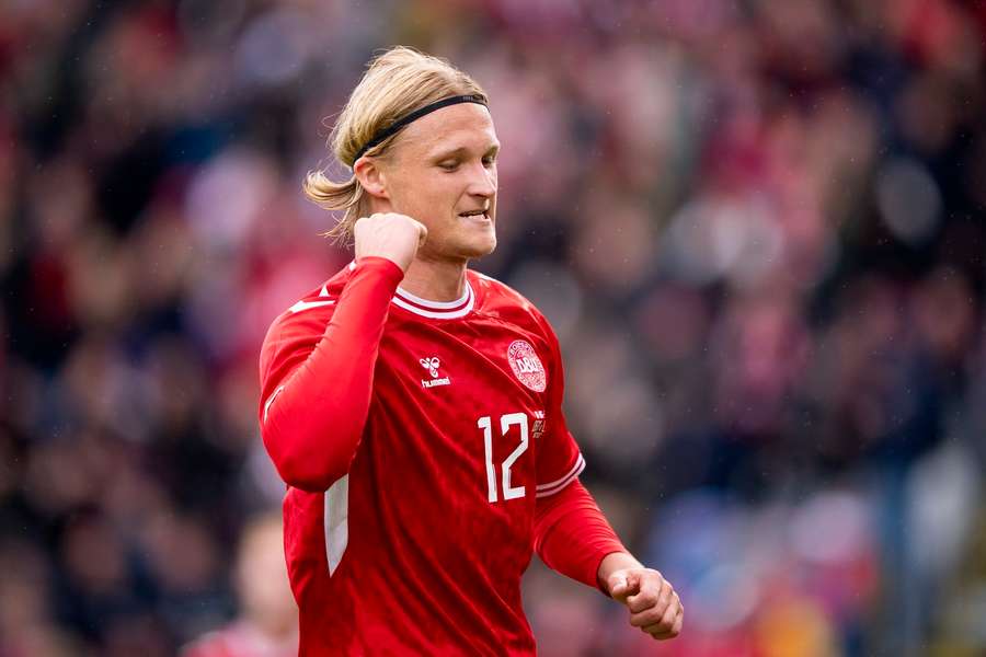 Kasper Dolberg is in the starting lineup