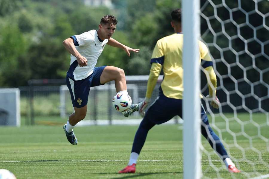 João Marques em ação no treino