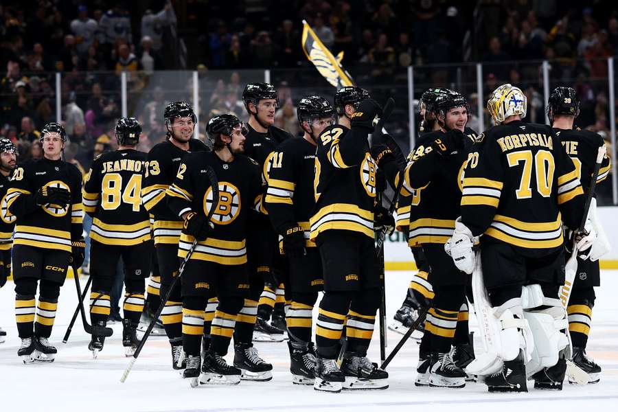 The Boston Bruins won in overtime as part of the NHL's Thursday night action. The Boston Bruins won in overtime as part of the NHL's Thursday night action.