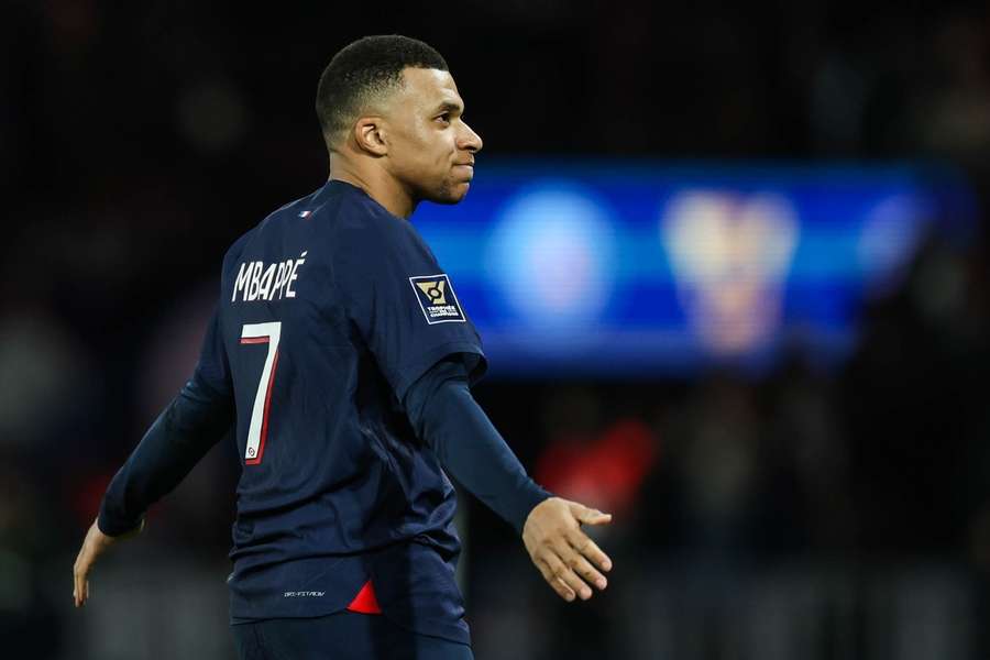 Mbappé não vai renovar contrato com o PSG