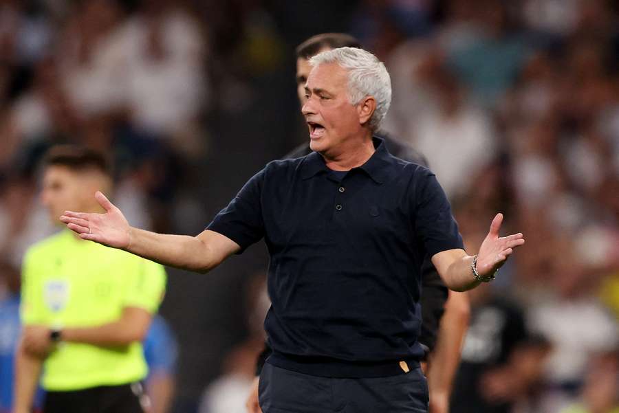 José Mourinho José Mourinho