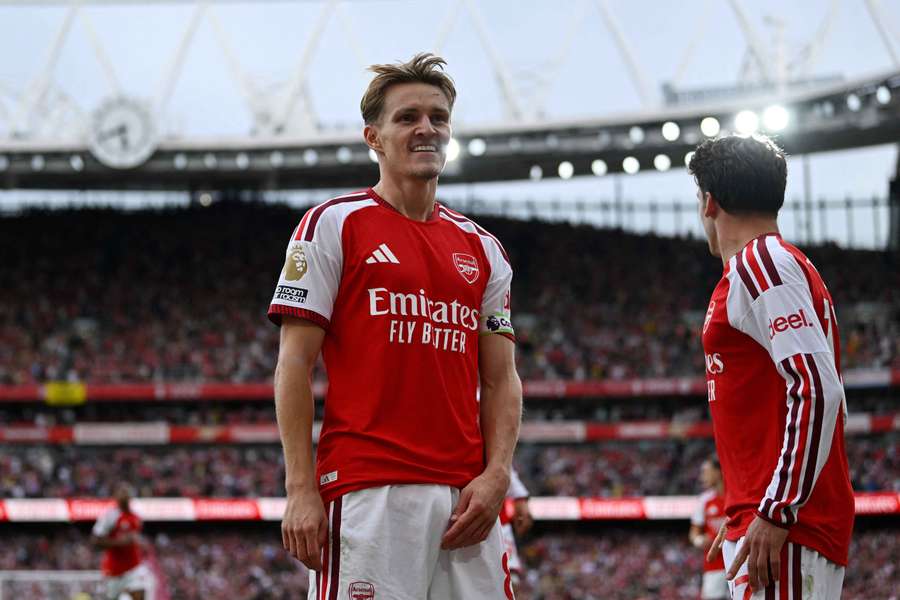 Martin Odegaard (Arsenal) célèbre son deuxième but Martin Odegaard (Arsenal) célèbre son deuxième but