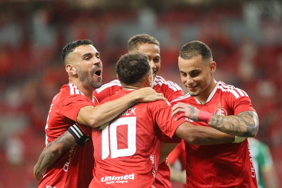 Internacional celebra segunda vitória seguida no Brasileirão