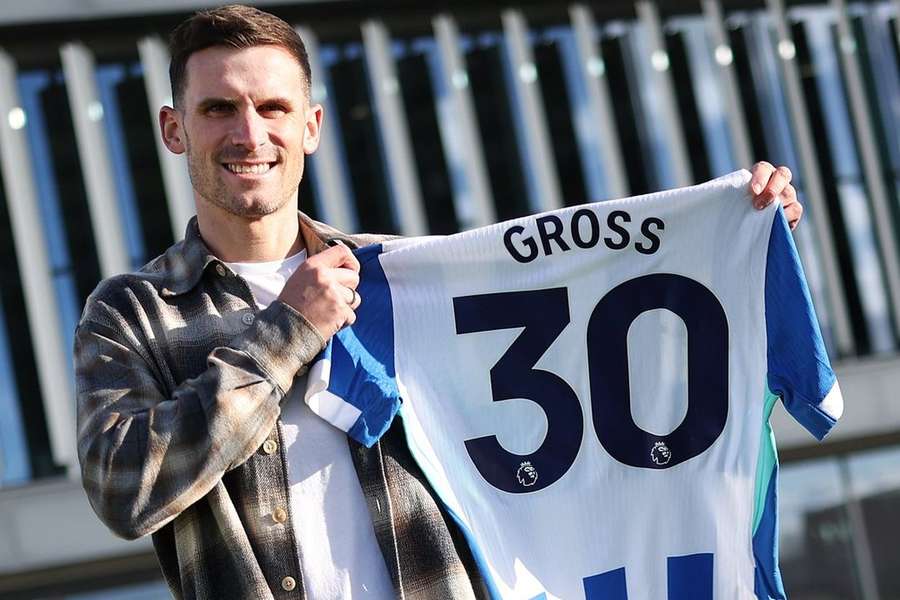Pascal Gross oficializado pelo Brighton