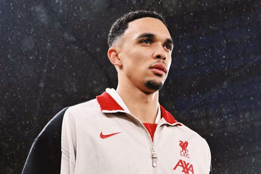 Exame descarta lesão grave de Trent Alexander-Arnold