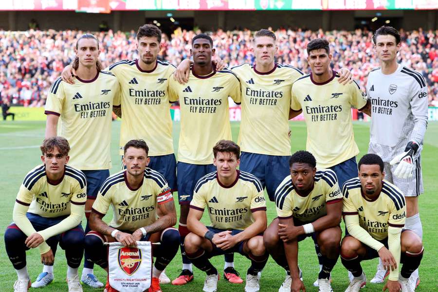 Arsenal are still looking for top transfer additions Arsenal are still looking for top transfer additions