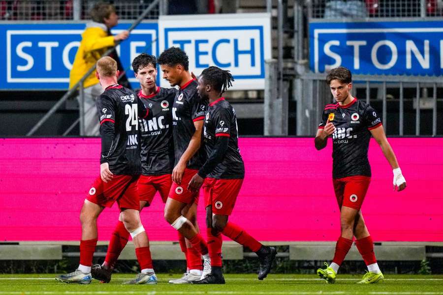 Excelsior won met 2-0 van Eindhoven