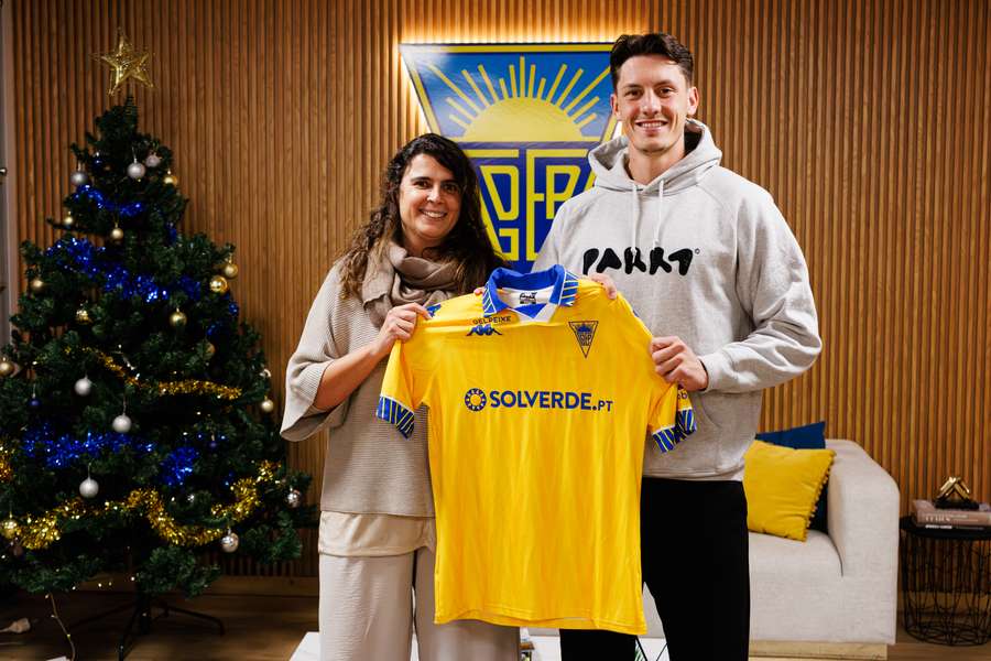 Felix Bacher com Helena Costa, diretora do Estoril