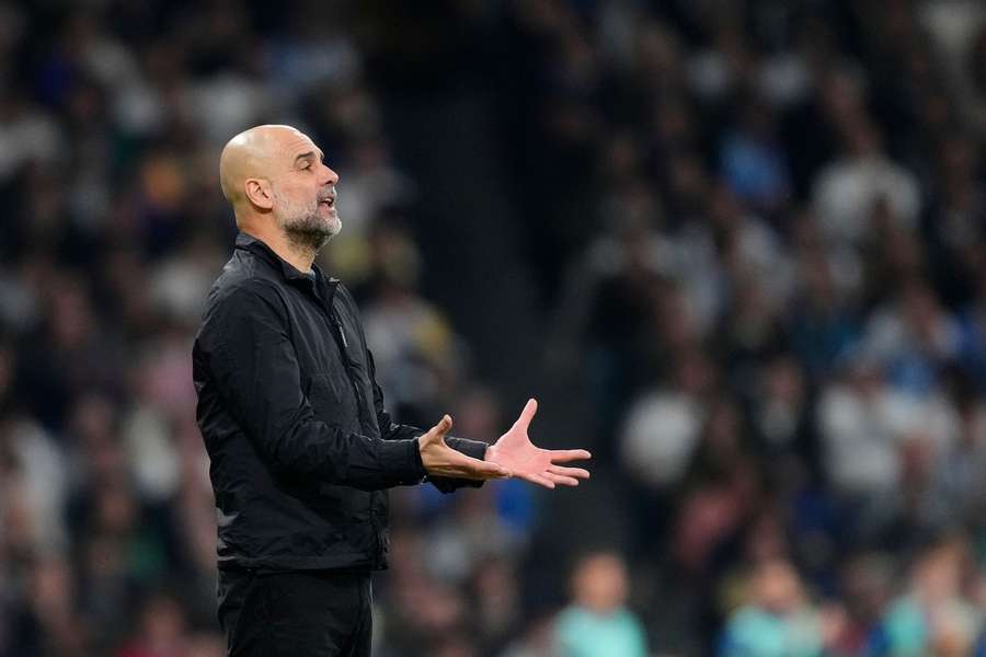 Pep Guardiola, treinador do Manchester City