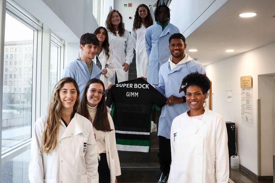 Matheus Reis, Geovany Quenda, Rafael Nel, Matilde Nave, Sara Dias, Amanda Cavalcanti no Instituto Gulbenkian de Medicina Molecular