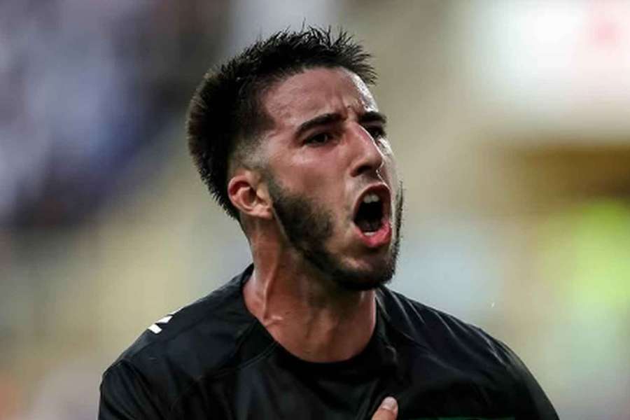 Barcelona hledá nového lídra do obrany Barcelona hledá nového lídra do obrany