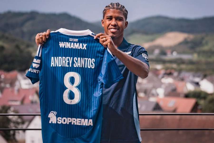 Andrey Santos est le numéro 8 de Strasbourg.