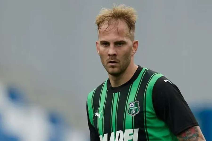 Uros Racic chega emprestado pelo Sassuolo